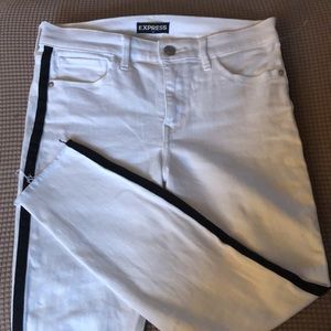 Express white jeans with black piping, mid rise